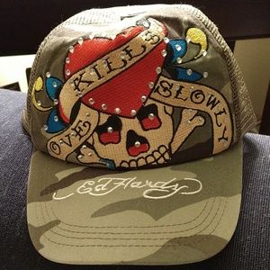 Ed Hardy. Camo Skull Cap